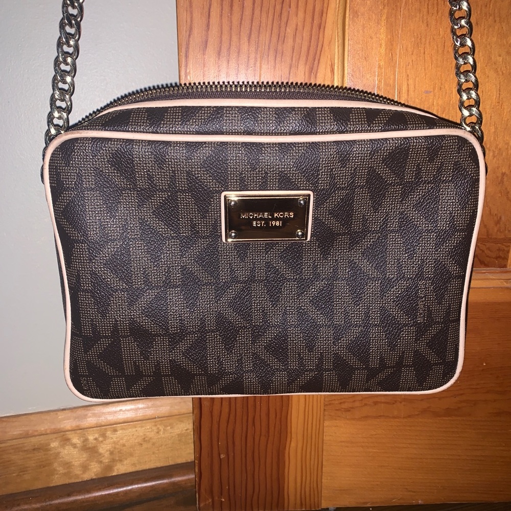 Michael Kors crossbody
